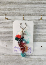 Load image into Gallery viewer, Seahorse Keychain
