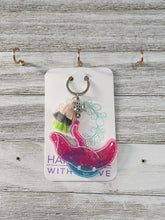 Load image into Gallery viewer, Manta Ray Keychain
