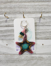 Load image into Gallery viewer, Starfish Keychain
