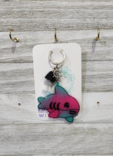 Load image into Gallery viewer, Shark Keychain
